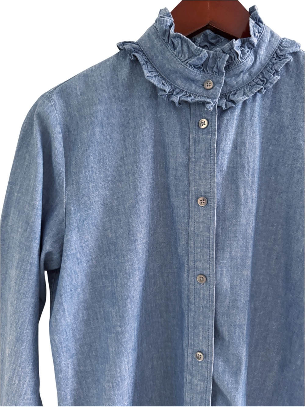 J. CREW Classic Chambray Ruffle Button Front Shirt Size 6 - Picture 3 of 11